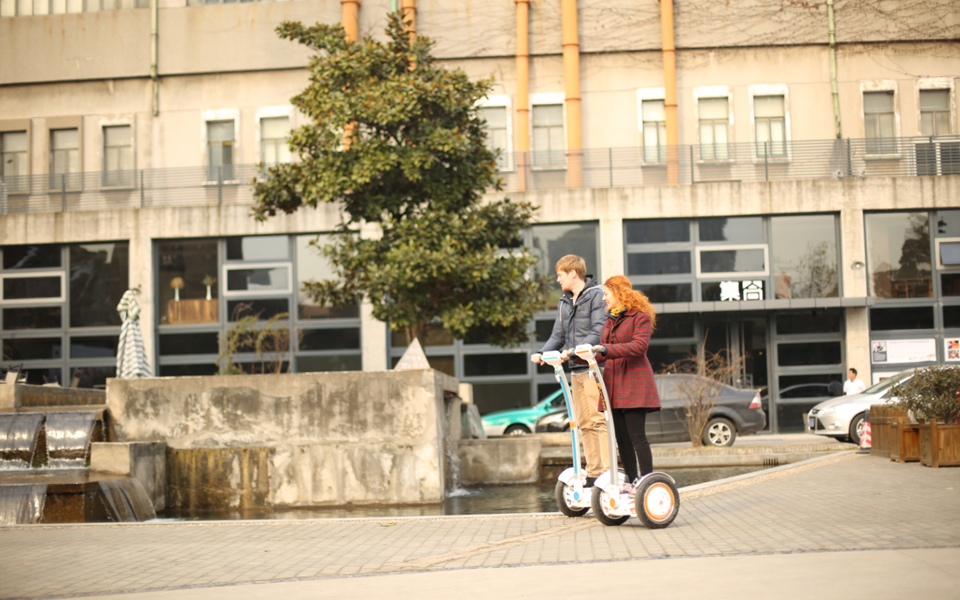 Airwheel, auto-equilibrio monociclo, scooter