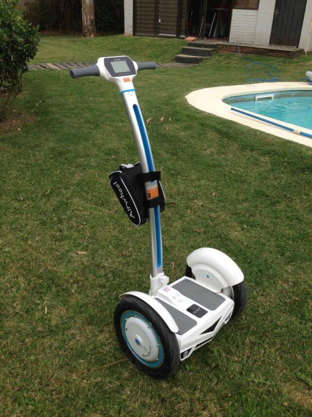 Airwheel, scooter elettrico, scooter, mini scooter elettrico