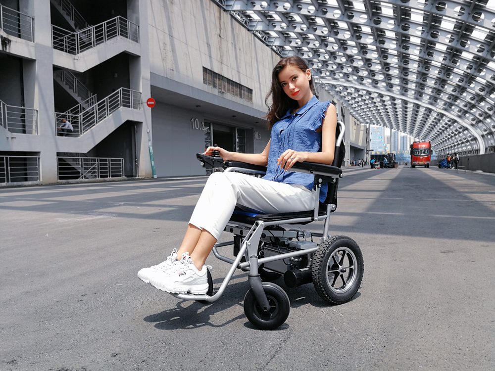 Airwheel H3Mini lightweight wheelchair